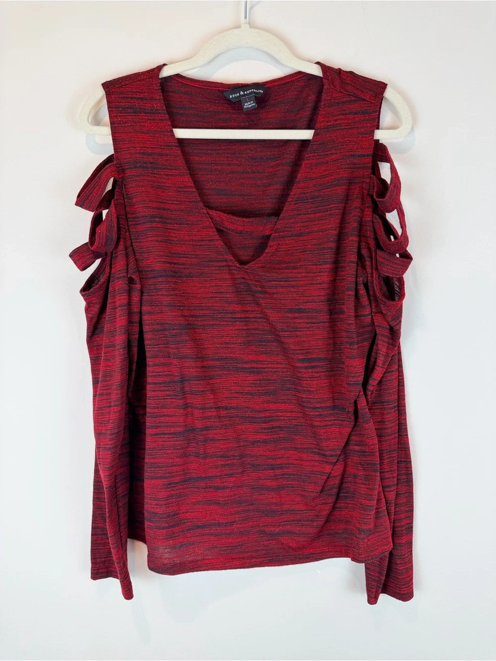 Rock & Republic Red and Black Striped Cold-Shoulder V-Neck Top Size Large
